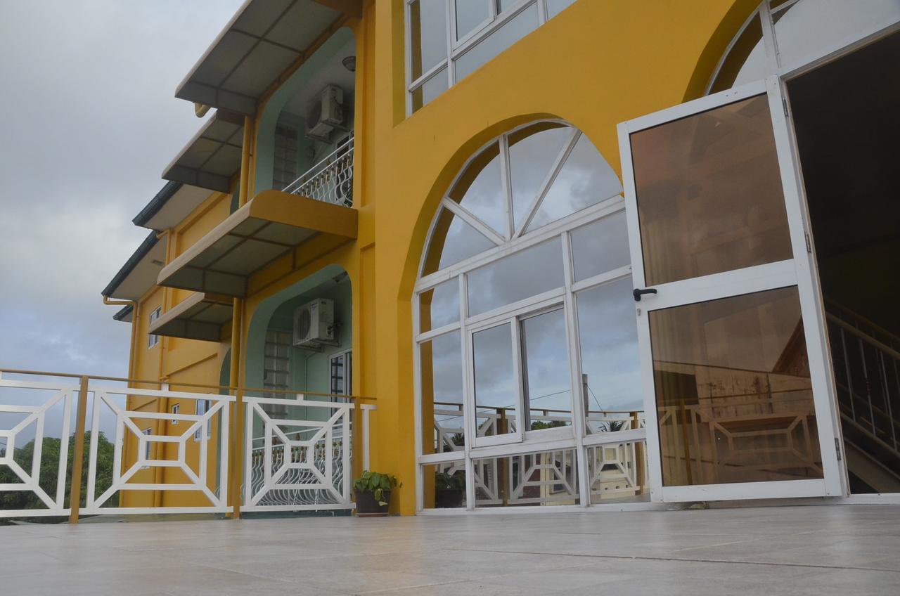 Sun Smile Hotel & Appartementen Paramaribo Exterior photo